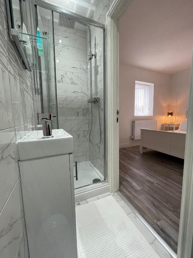 Citybreaks Rooms With Free Parking Liverpool Zewnętrze zdjęcie